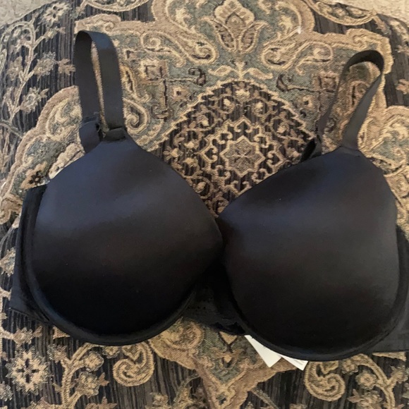 Auden Other - NWOT black 36DD bra